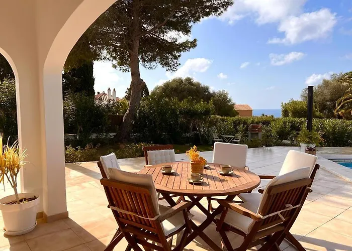 Joanna Villa Son Bou